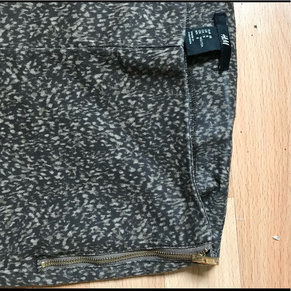 Pants - Picture 2 of 2